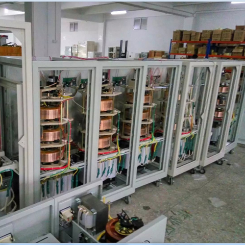 三相四線交流全自動電源穩(wěn)壓器