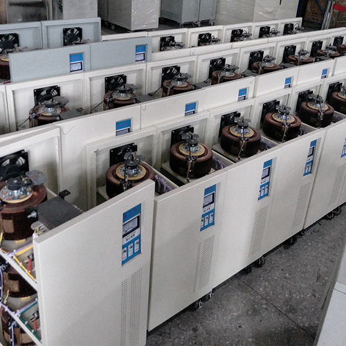 三相四線380v全自動穩(wěn)壓器