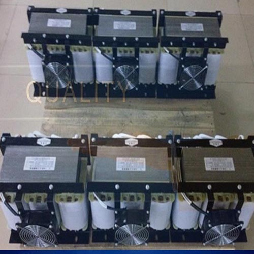 三相變壓器裸機(jī)